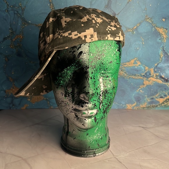 Calvin Klein digital camo hat. - Picture 5 of 5